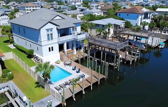 Sandy Feet Retreat - Image 1